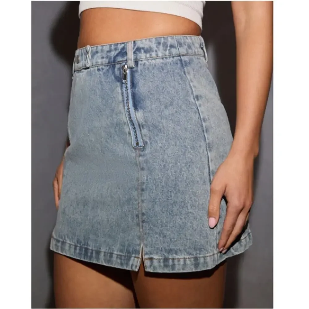 VICI Women's Dark Denim Arlin Zipper Accent Mini Skirt Size M